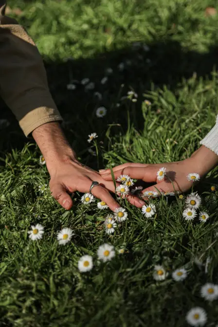 Earthing: ¿Qué es? – Conexión con la Tierra para Tu Salud
